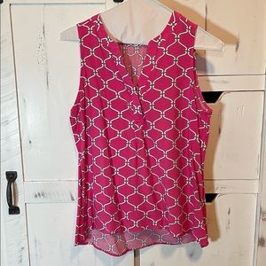 Crown & Ivy Petite Medium top